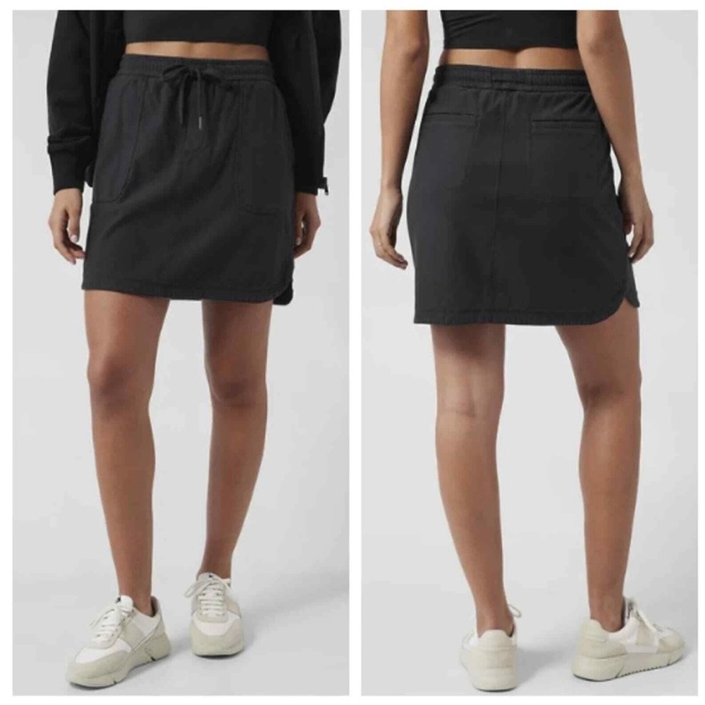 Athleta - Farallon Black Active Casual Skirt - Size Medium